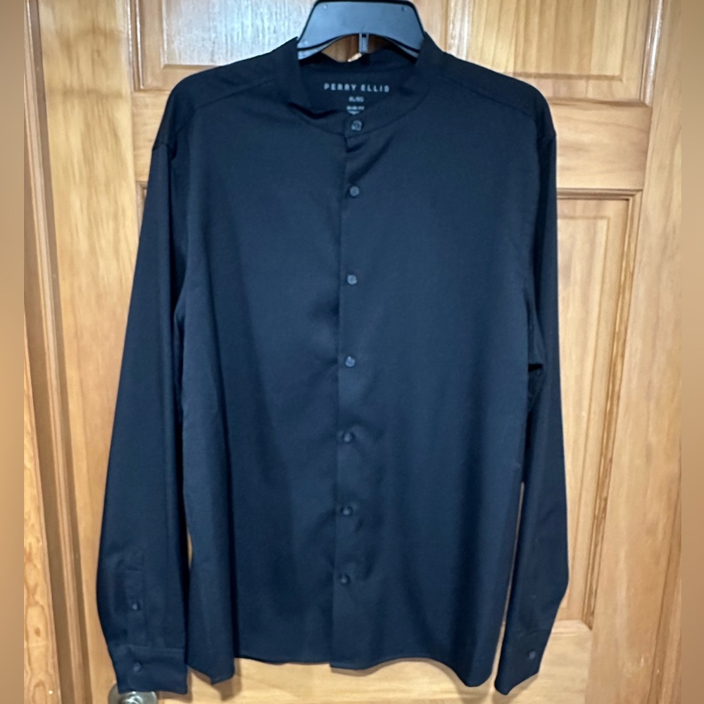 Perry Ellis Men’s Slim Fit Stretch Long Sleeve Button Down XL
